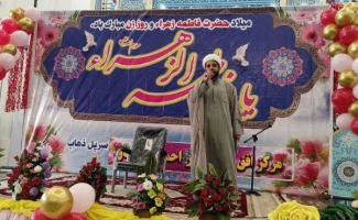مراسم جشن ولادت حضرت زهرا(س) در حرم احمدابن اسحاق (ره) شهرستان سرپل‌ذهاب برگزار شد