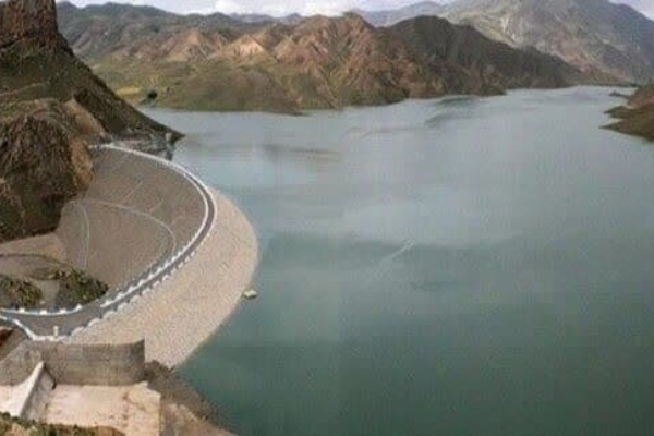 ۵۷ درصد مخازن سدها خالی است/۱۵ سد کمتر از ۲۰ درصد آب دارند