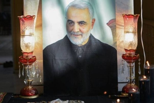شهید سلیمانی سیاست‌مدار بود اما سیاسی‌کار نبود