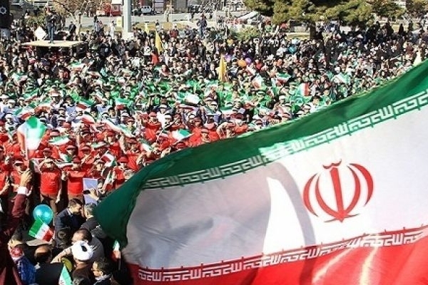 هوشیاری ملت کلید فتح قله‌های پیشرفت‌ انقلاب