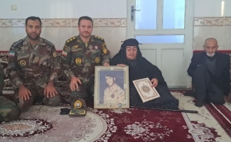 مادران شهدا، ستون‌های محکم و قهرمانان واقعی انقلاب اسلامی ایران هستند