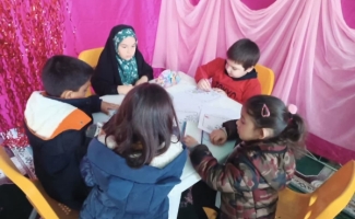 همزمان با میلاد امام جواد (ع) «غرفه مهر مادر» در جوار حرم احمد بن اسحاق (ره) برپا شد