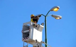 نصب ۳۵۰ چراغ کم مصرف در معابر شهرستان