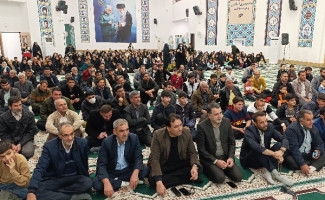 سرپل ذهاب در سالروز میلاد حضرت علی(ع) غرق در نور و سرور است