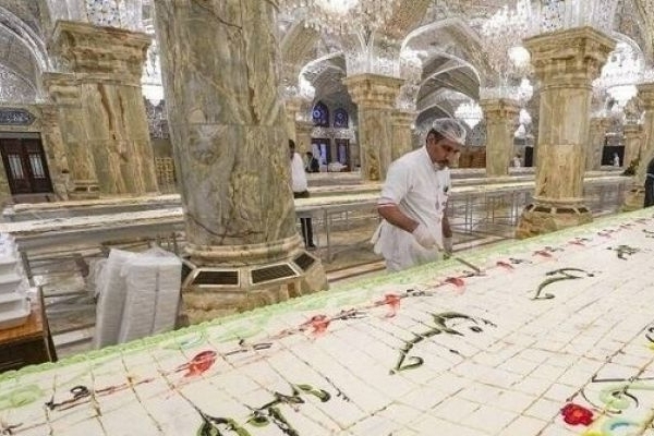 پخت و توزیع کیک ولادت مولای متقیان