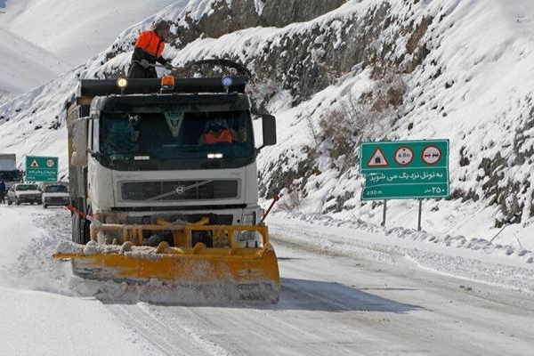 ۶۶۰ کیلومتر از جاده‌های کرمانشاه بازگشایی شد