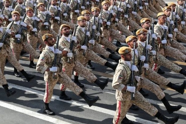 اقتدار نیروهای مسلح نماد قدرت و امنیت