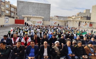 نواخته شدن زنگ انقلاب در مدارس شهرستان