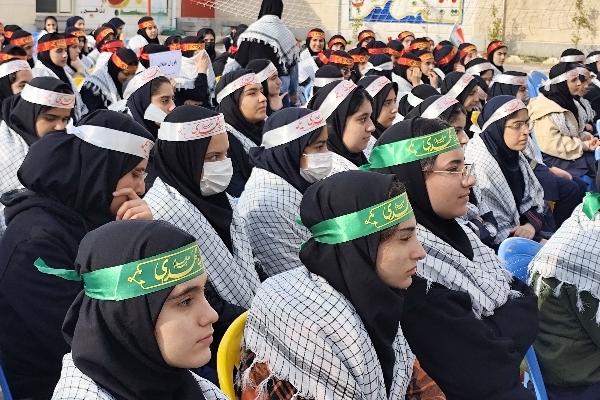 آیین نواختن زنگ انقلاب در مدارس شهرستان سرپل ذهاب