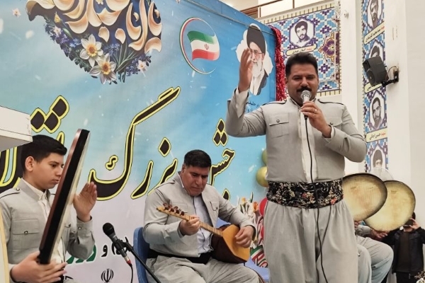 جشن بزرگ میلاد سرداران کربلا و جشن پیروزی انقلاب در سرپل ذهاب برگزار شد