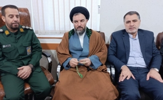 دیدار امام جمعه و مسئولین سرپل‌ذهاب با فرمانده سپاه ناحیه به مناسبت روز پاسدار