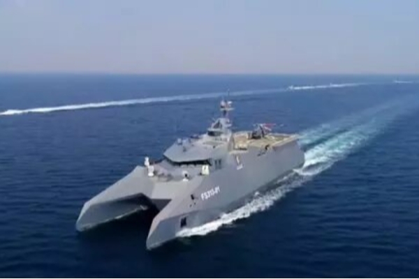 ۴ کشتی نیروی دریایی سپاه و ارتش عازم امارات می‌شوند