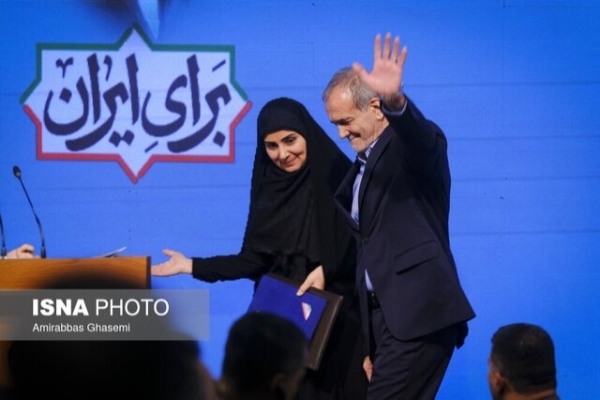 حضور پزشکیان در مراسم افتتاح پروژه‌های جدید وزارت راه و شهرسازی