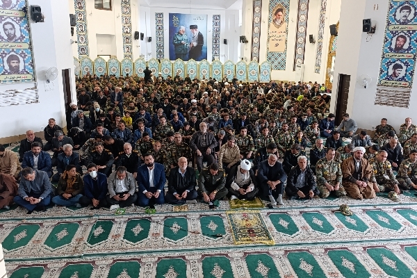 آیین برگزاری نماز جمعه سرپل ذهاب به روایت تصویر