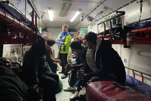 ‌اتوبوس مسافربری سنندج ـ شیراز در اراک‌ دچار سانحه شد