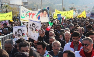 مردم سرپلذهاب در یوم‌الله ۲۲ بهمن حماسه‌ساز شدند