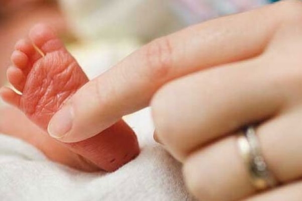 بررسی دلایل افزایش زایمان‌های غیرطبیعی در ایران