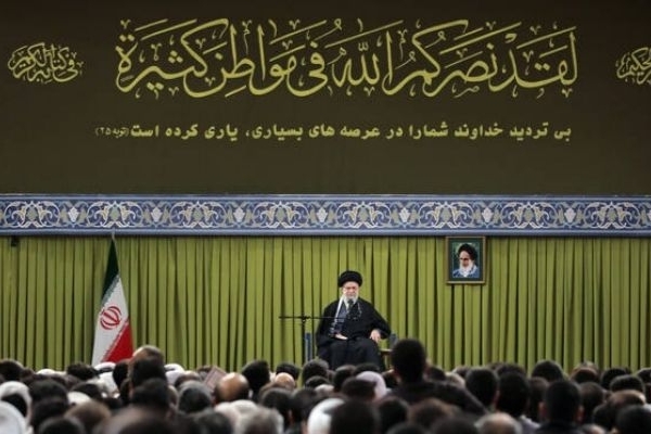 مردم مشکلات و توقعات به حقی دارند