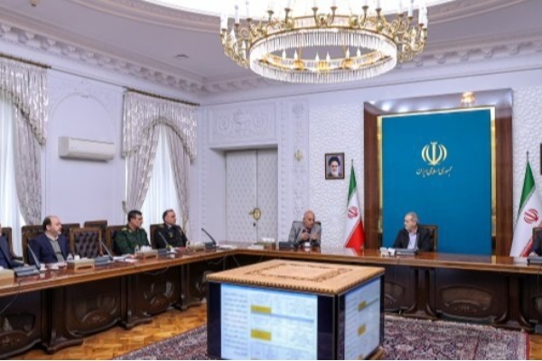 بهره‌گیری از نیروهای محلی در همه طرح‌های توسعه دریامحور باید در اولویت باشد