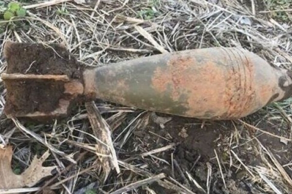 کشف گلوله عمل نکرده توپ در گیلانغرب