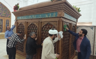 غبار روبی حرم احمد ابن اسحاق ( ره) و مساجد سرپل‌ذهاب