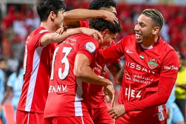 شباب الاهلی با شکست بنی‌یاس صدرنشین ماند