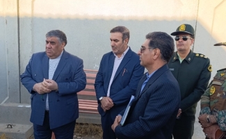 بازدید نماینده مردم در مجلس شورای اسلامی بهمراه فرماندار سرپل‌ذهاب و جمعی از مسئولان استانی از بازارچه مرزی تیله کو