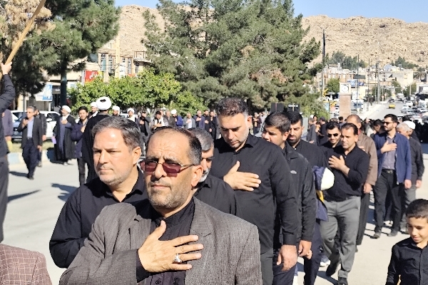 مراسم عزاداری مردم سرپل ذهاب در سوگ حضرت زهرا(س) 