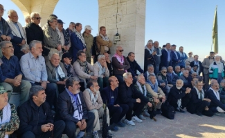 صعود جمعی فرماندهان و یادگاران دفاع مقدس به قله‌ی بازیگران در هفته بسیج 