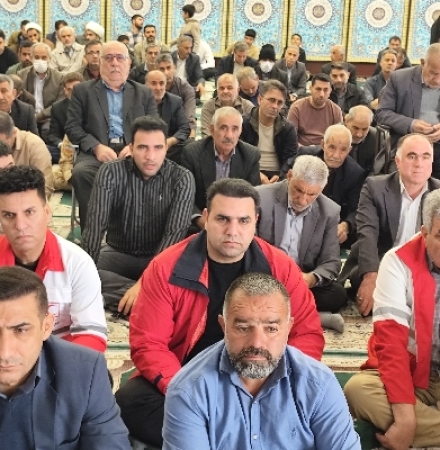 آیین برگزاری نماز جمعه سرپل ذهاب به روایت تصویر