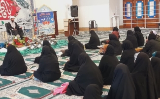 برگزاری ویژه‌برنامه «سه‌شنبه‌های مهدوی» در حرم احمد بن اسحاق (ره) به مناسبت میلاد حضرت زهرا (س)