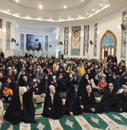 نور ولادت حضرت زهرا (س) در حرم احمد ابن اسحاق (ره)