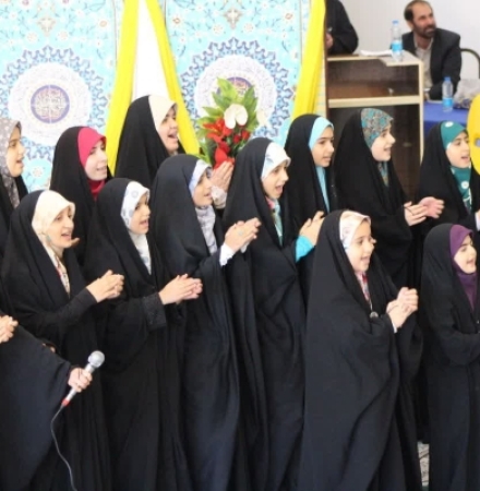 مراسم ویژه میلاد دخت پیامبر اسلام در حرم احمد ابن اسحاق (ره)