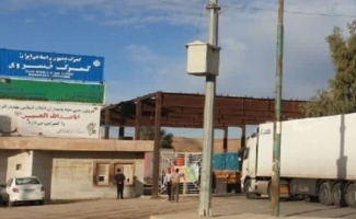 گمرک خسروی در صدر تردد کامیون‌های صادراتی