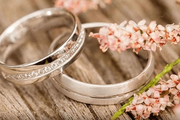 فقه روز | برگزاری مراسم ازدواج در ایام قمر در عقرب