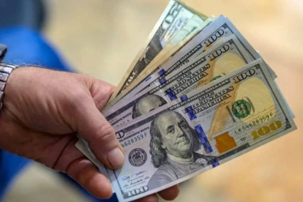 رشد دلار در مرکز مبادله پرشتاب‌تر از بازار آزاد