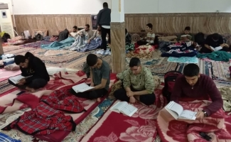 «آیین نورانی اعتکاف دانش‌آموزی در سرپل‌ذهاب؛ حضور پرشور نوجوانان در مسجد حضرت زهرا(س)»