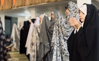 عطر دعا در دل‌های نوجوانان؛ اعتکاف دانش‌آموزی دخترانه در مسجد حضرت ابوالفضل(ع) سرپل‌ذهاب