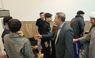 فرماندار سرپل‌ذهاب به دیدار معتکفین این شهرستان رفت