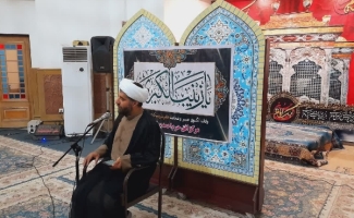 شب وداع با پیام‌آور کربلا؛ زمزمه‌های عاشورایی در حرم احمد بن اسحاق علیه‌الرحمه