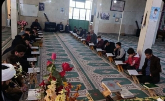 محفل باشکوه انس با قرآن کریم در سرپل‌ذهاب به مناسبت هفته مقاومت برگزار شد