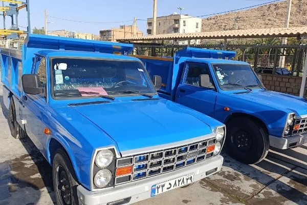 تحویل ۲ دستگاه خودرو حمل پسماند به دهیاری‌های بخش مرکزی سرپل‌ذهاب