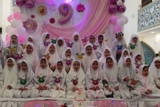 جشن تکلیف دانش آموزان دختر مدرسه  ۱۷ شهریور سرپل‌ذهاب برگزار شد