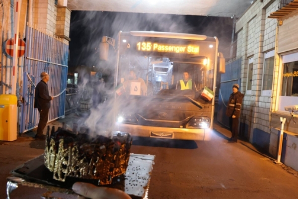 اولین اتوبوس‌های دوکابین جدید به تهران رسید+عکس