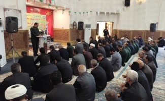 دیدار مسئولان با امام جمعه سرپل ذهاب بمناسبت دهه فجر و چهل و هفتمین سالگرد پیروزی انقلاب اسلامی