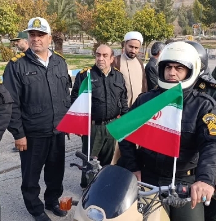 همزمان با فرارسیدن دهه فجر رژه موتوری و استقبال نمادین از ورود تاریخی امام خمینی (ره) به میهن اسلامی صورت گرفت