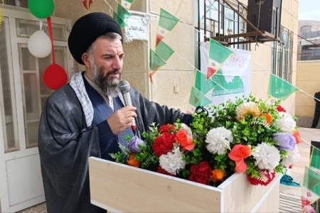 تأکید امام‌جمعه سرپل‌ذهاب بر پیشرفت‌های پس از انقلاب و ضرورت تقویت کرسی‌های آزاداندیشی