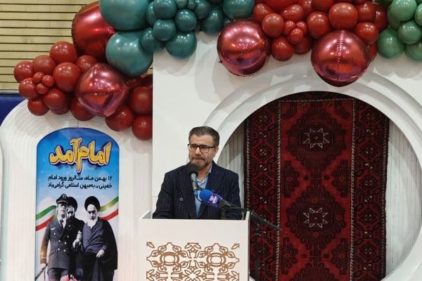 ۱۲ بهمن روز احیای هویت ملی است