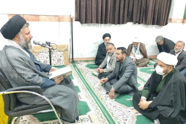 نشست بصیرتی تبیین دستاوردهای انقلاب اسلامی در دهه فجر با حضور گسترده مردم و مسئولین در سرپل ذهاب برگزار شد