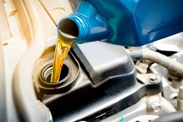 کمبود روغن موتور در استان کرمانشاه وجود ندارد